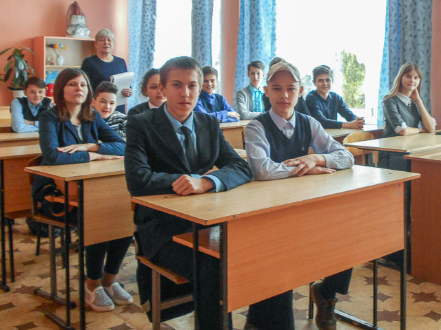 в Погарской школе №1 был проведен час православия
